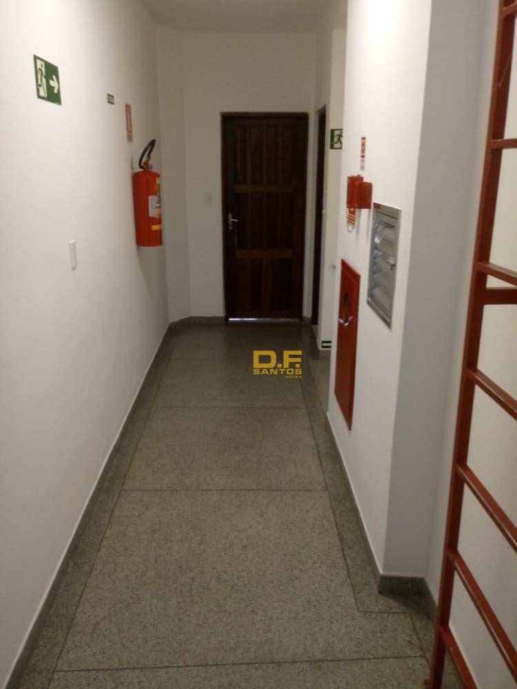 Apartamento à venda com 1 quarto, 36m² - Foto 11