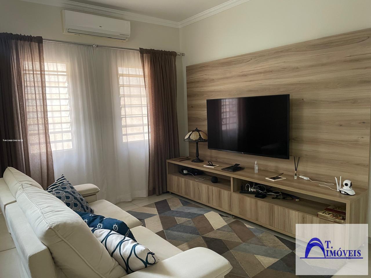 Casa, 3 quartos, 200 m² - Foto 4