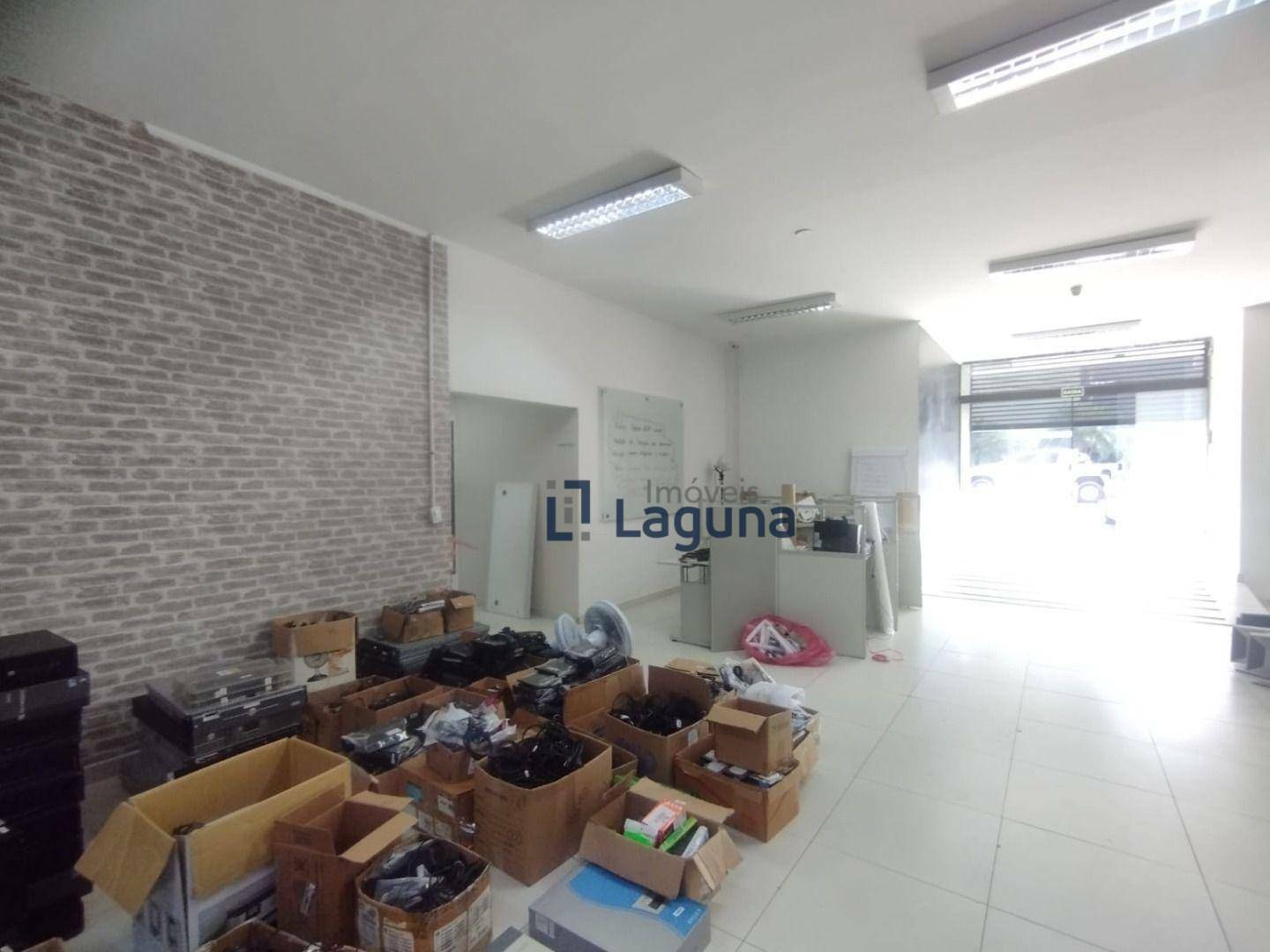 Loja-Salão para alugar, 253m² - Foto 2