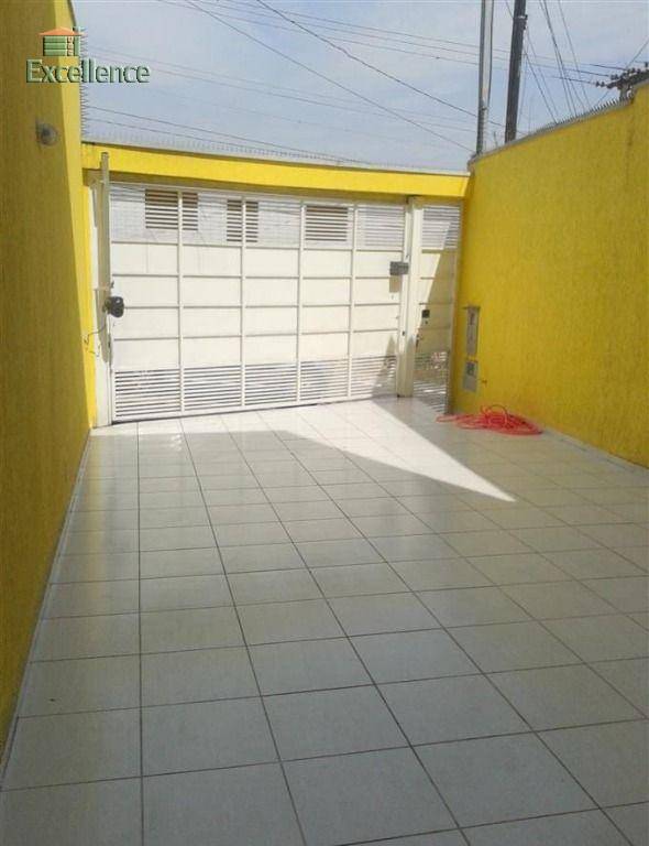 Sobrado à venda com 3 quartos, 110m² - Foto 4