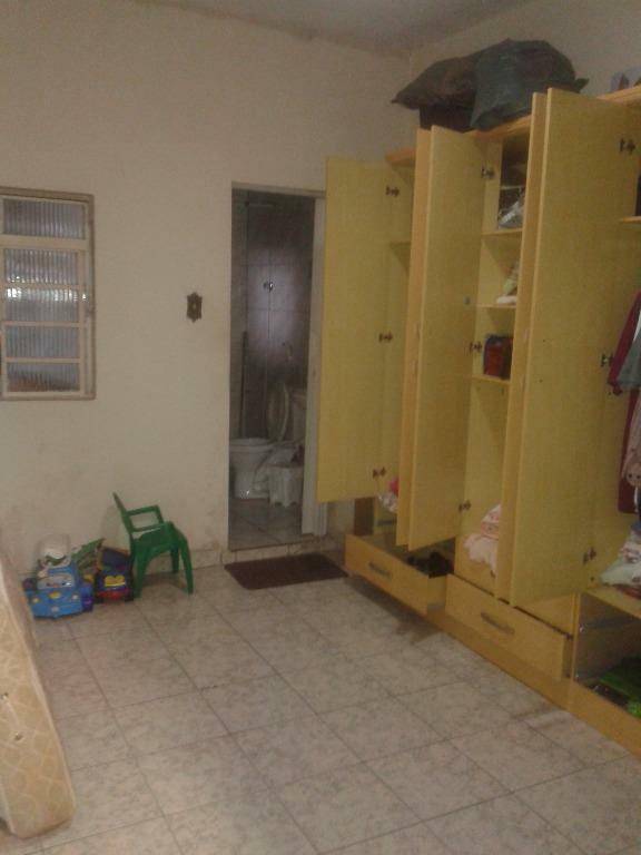 Casa à venda com 2 quartos, 240m² - Foto 5