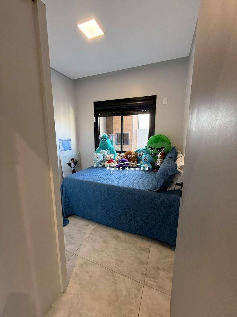 Casa à venda com 3 quartos, 166m² - Foto 14
