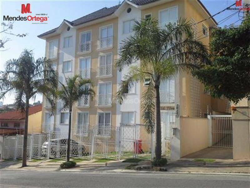 Apartamento à venda com 2 quartos, 68m² - Foto 2