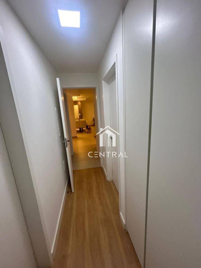 Apartamento à venda com 3 quartos, 140m² - Foto 32