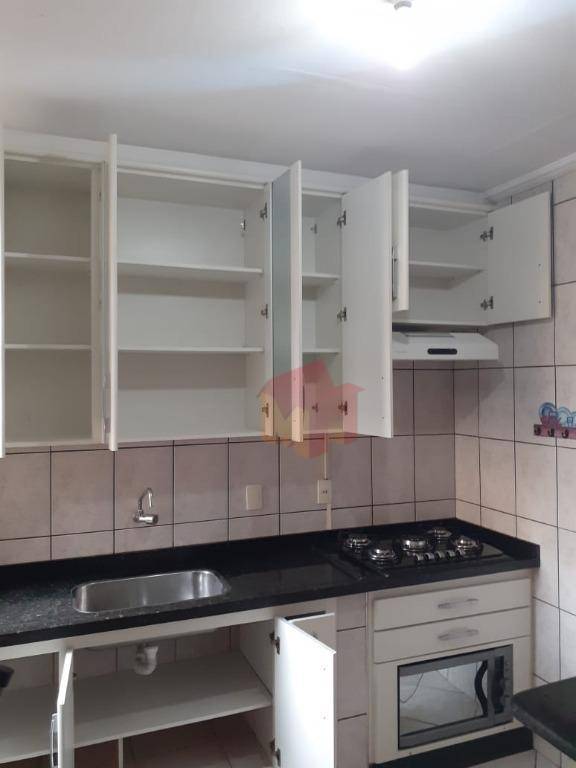 Apartamento à venda com 2 quartos, 62m² - Foto 12