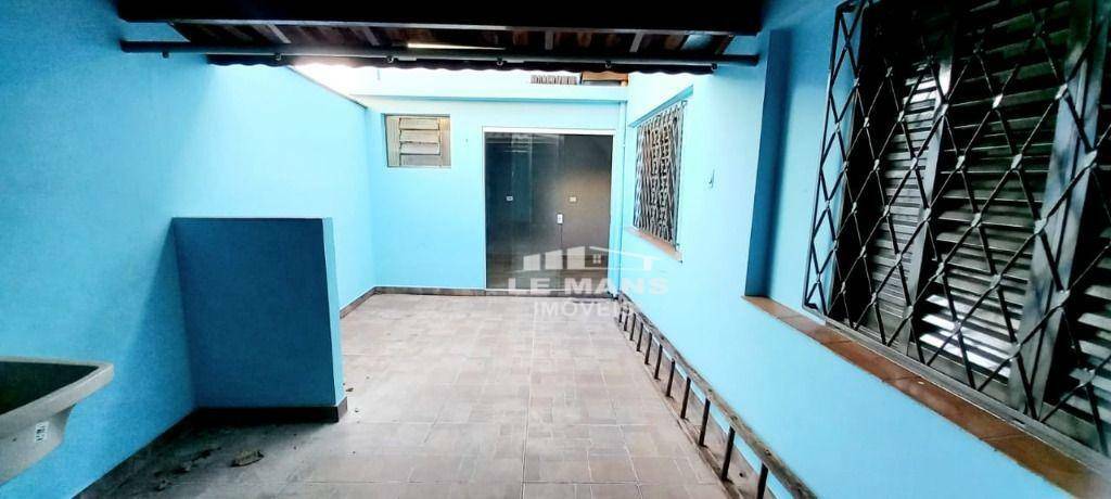 Casa à venda com 4 quartos, 178m² - Foto 21