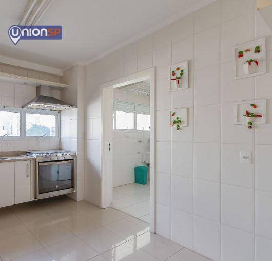 Apartamento à venda com 3 quartos, 140m² - Foto 15