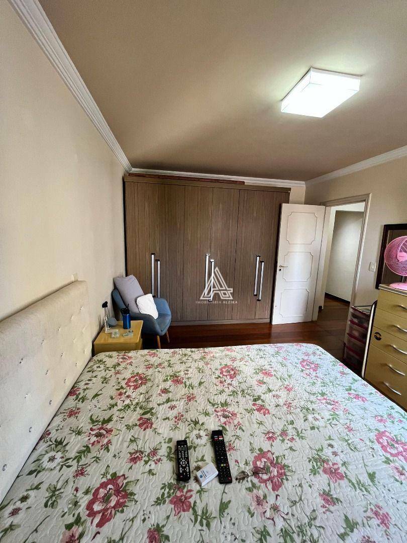 Apartamento à venda com 3 quartos, 157m² - Foto 37