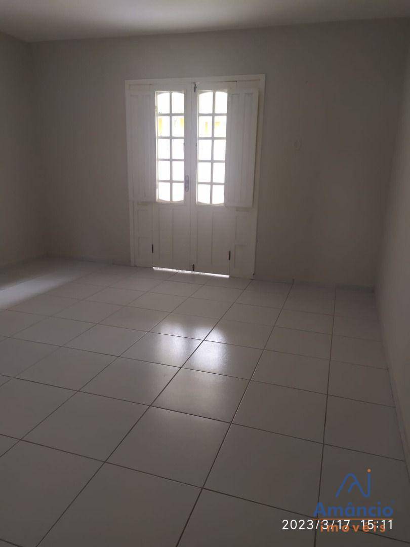 Casa à venda com 3 quartos, 297m² - Foto 10