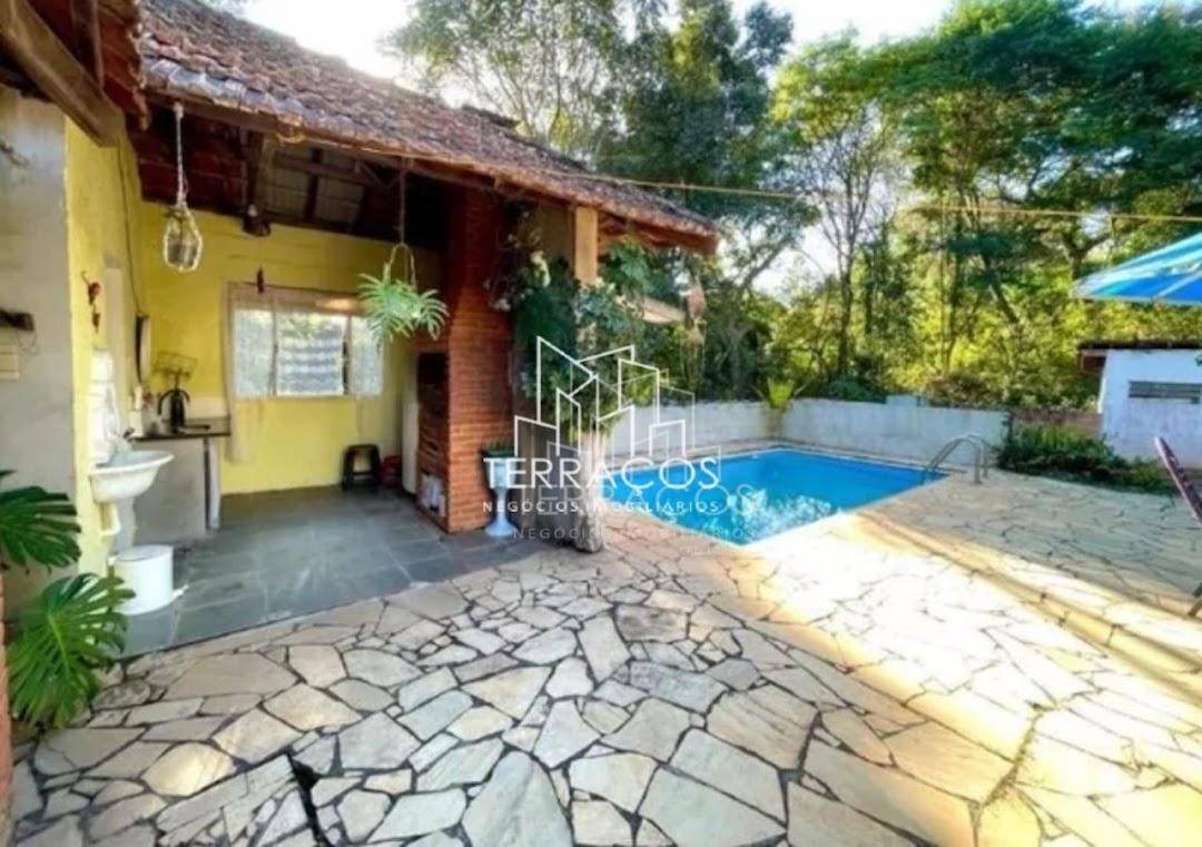 Chácara à venda com 2 quartos, 200m² - Foto 20