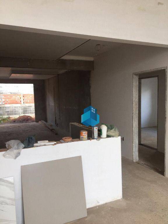 Casa à venda com 3 quartos, 185m² - Foto 12