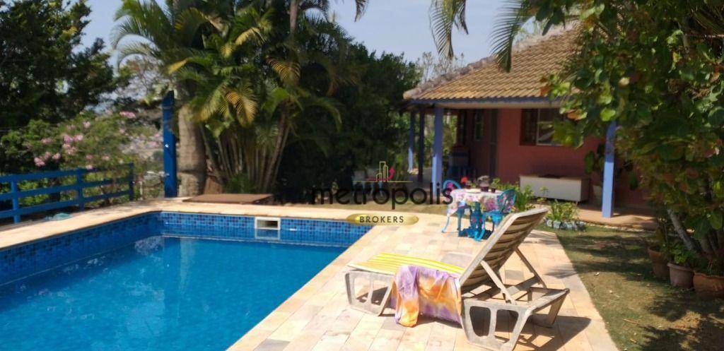 Chácara à venda com 4 quartos, 248m² - Foto 14