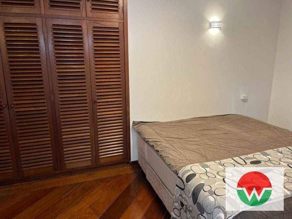 Casa de Condomínio para alugar com 6 quartos, 600m² - Foto 18