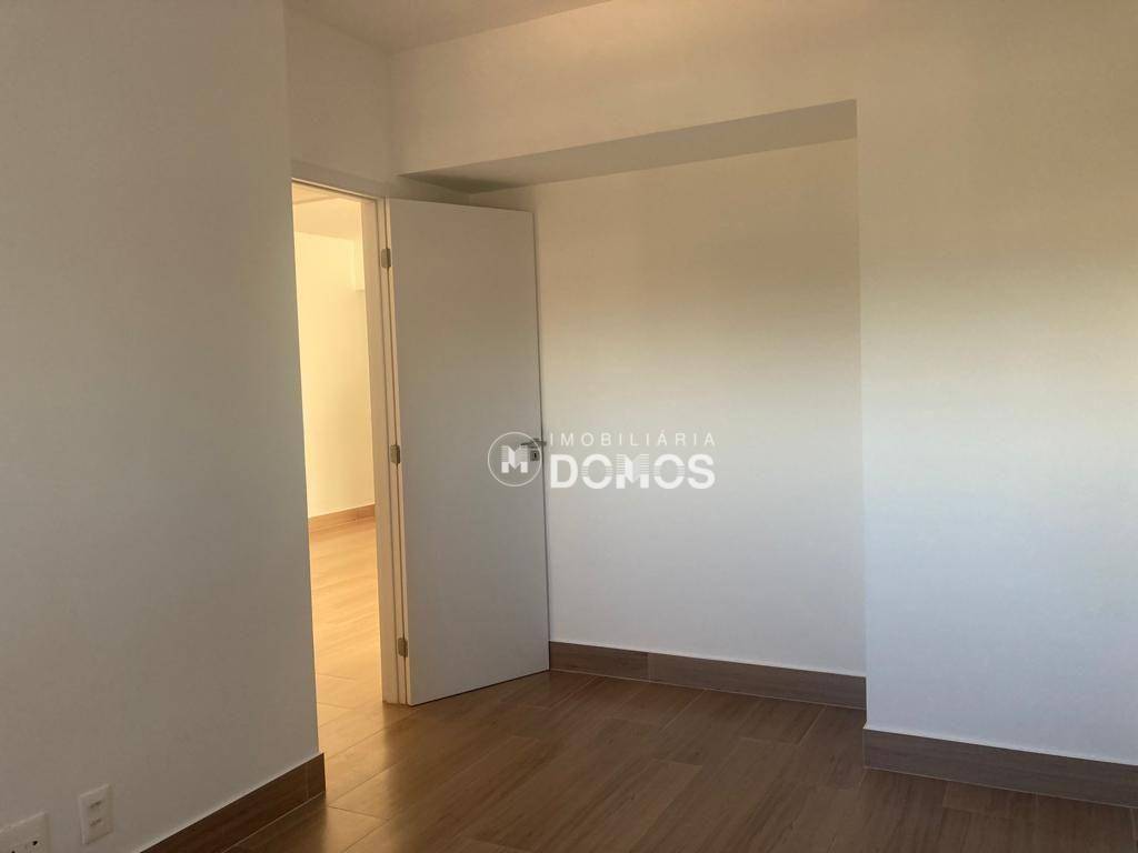 Apartamento à venda com 2 quartos, 80m² - Foto 20