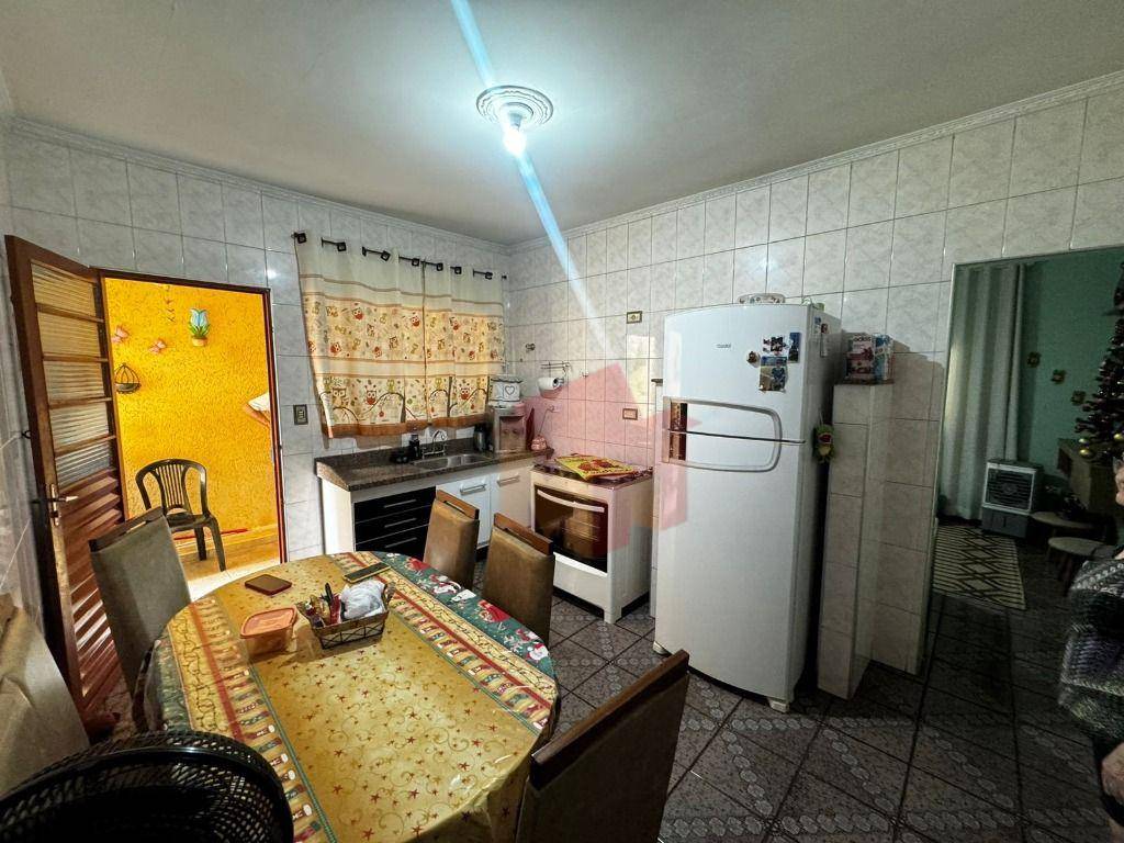 Casa, 2 quartos, 138 m² - Foto 3