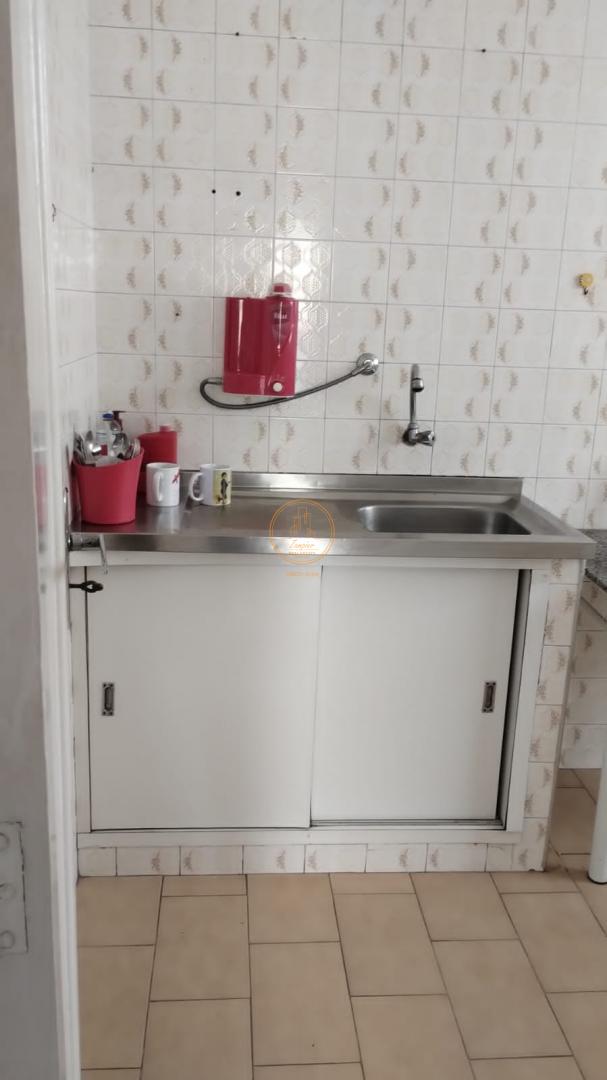 Apartamento à venda com 2 quartos, 80m² - Foto 11