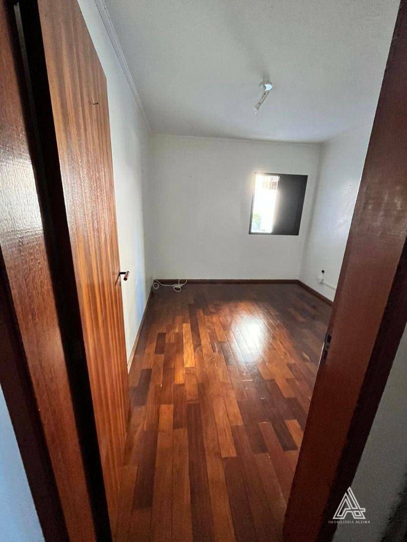 Apartamento à venda com 3 quartos, 114m² - Foto 33