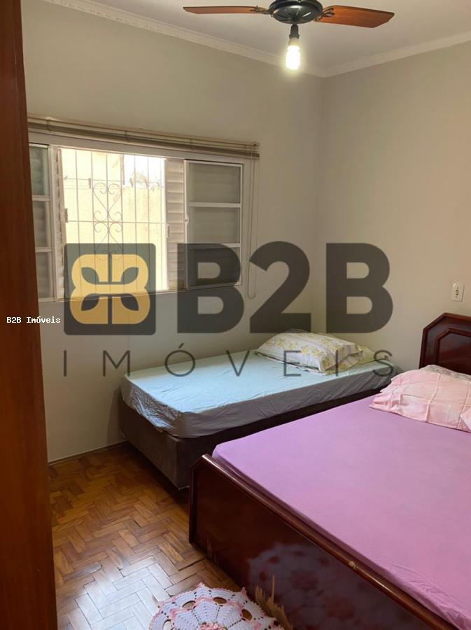 Casa à venda com 3 quartos, 190m² - Foto 12