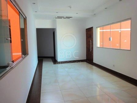 Sobrado à venda com 3 quartos, 228m² - Foto 3