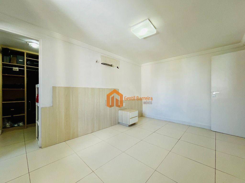 Apartamento à venda com 2 quartos, 157m² - Foto 11