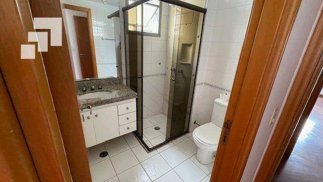 Apartamento para alugar com 4 quartos, 170m² - Foto 29