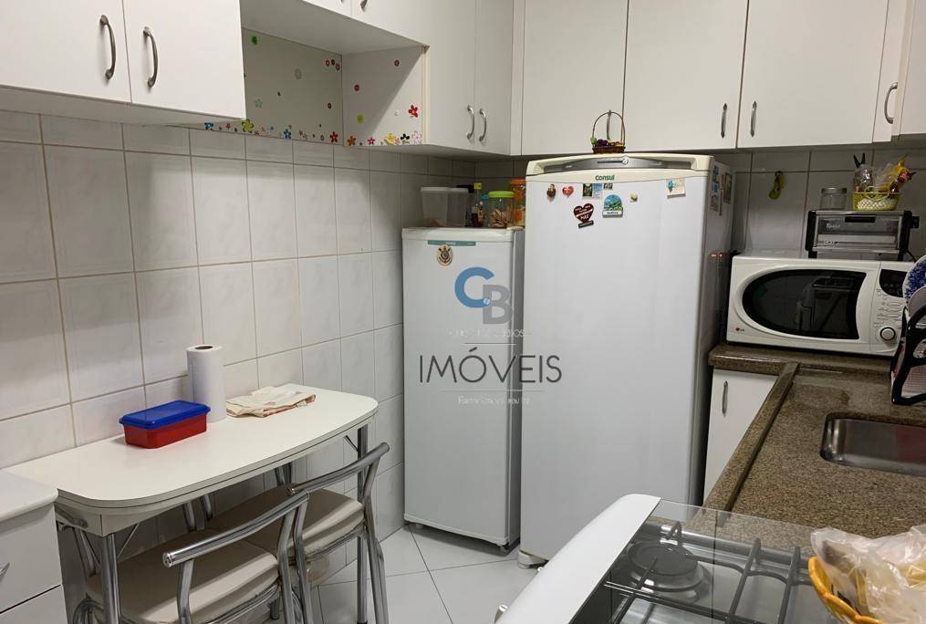 Apartamento à venda com 3 quartos, 70m² - Foto 6