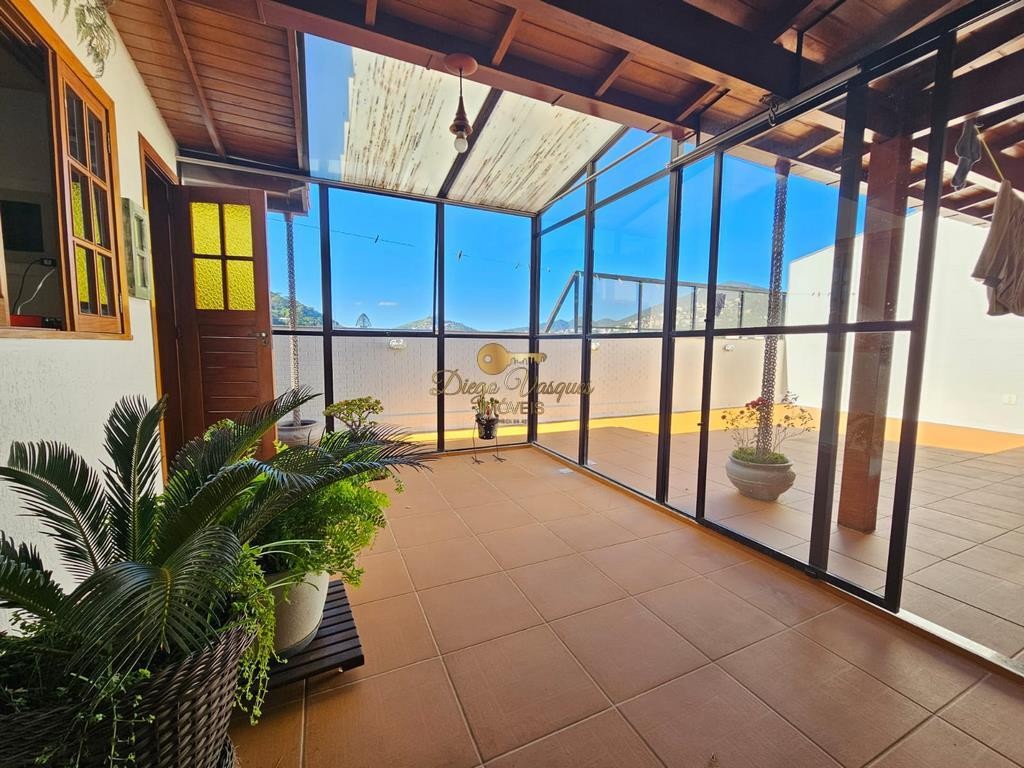 Cobertura à venda com 3 quartos, 144m² - Foto 2