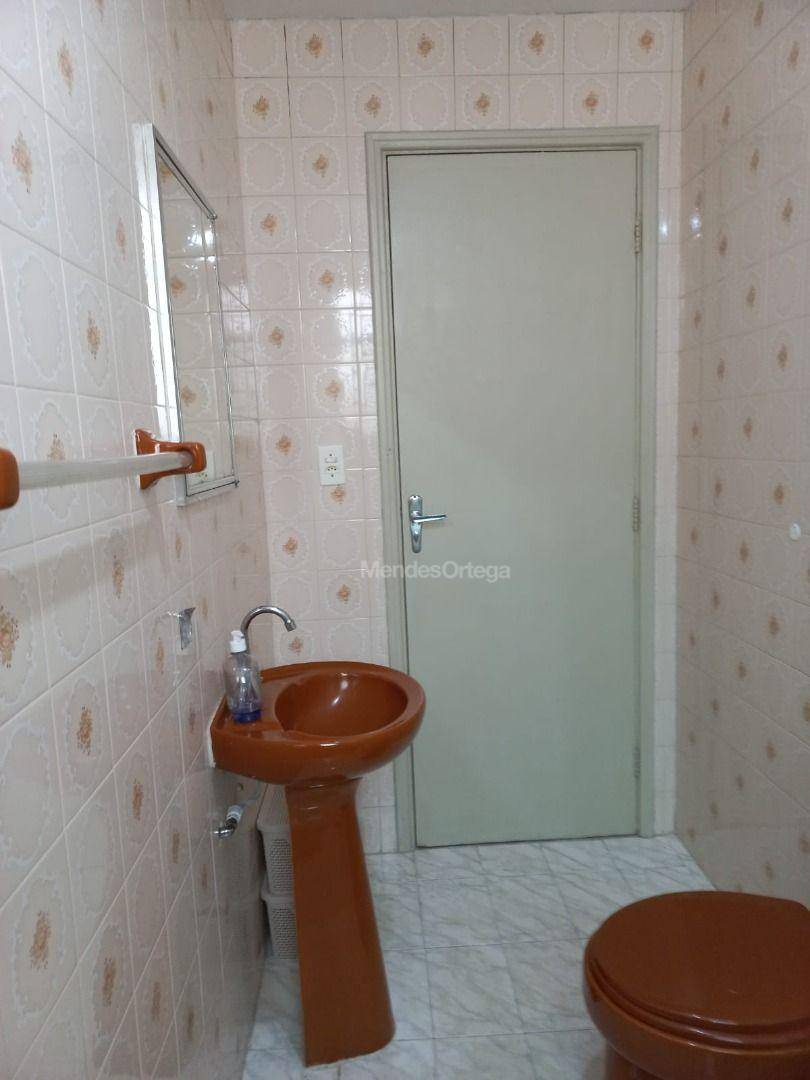 Apartamento para alugar com 2 quartos, 65m² - Foto 38