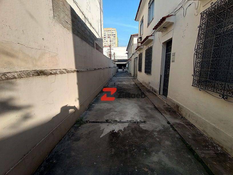 Casa para alugar com 1 quarto, 60m² - Foto 32