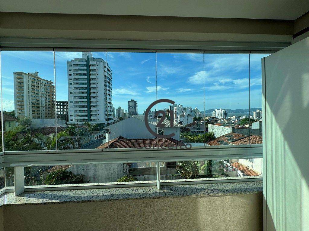 Apartamento à venda com 3 quartos, 96m² - Foto 5