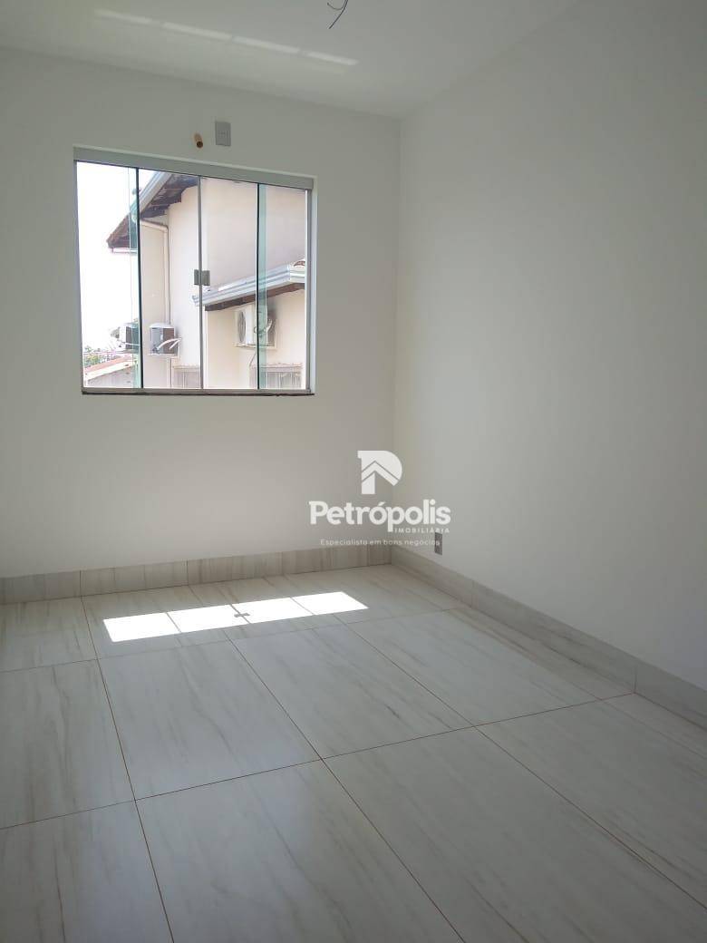 Apartamento à venda com 3 quartos, 140m² - Foto 6