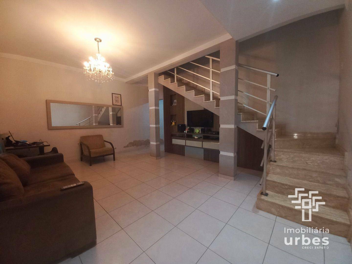 Casa à venda com 4 quartos, 215m² - Foto 11