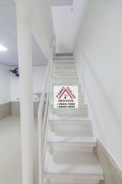 Sobrado à venda com 3 quartos, 200m² - Foto 27