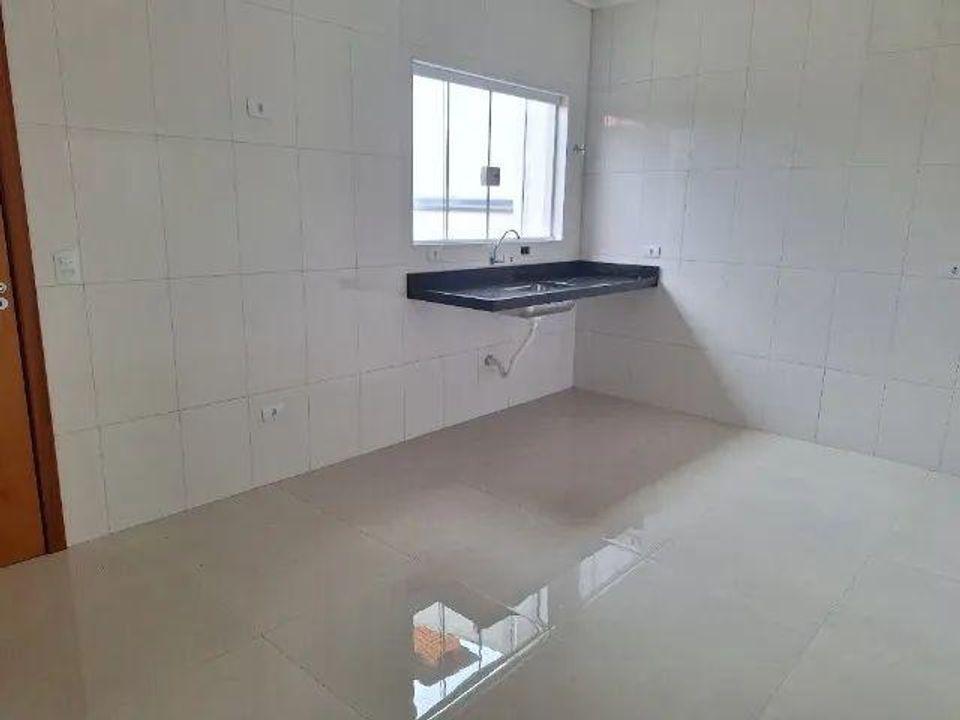 Casa à venda com 2 quartos, 90m² - Foto 4