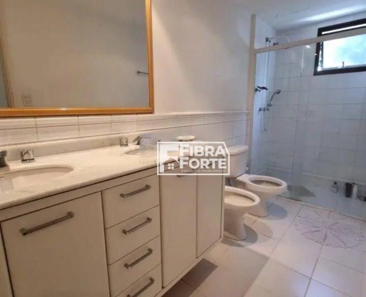 Apartamento para alugar com 4 quartos, 148m² - Foto 17