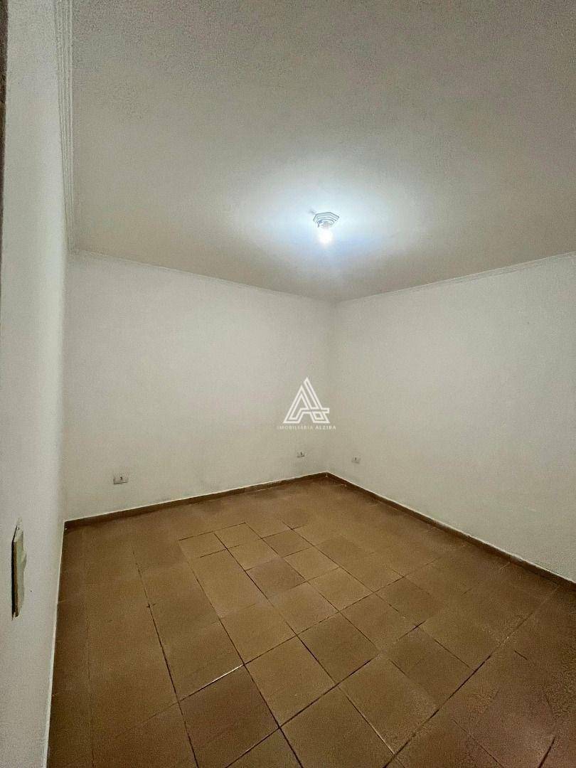 Casa para alugar com 1 quarto, 120m² - Foto 30