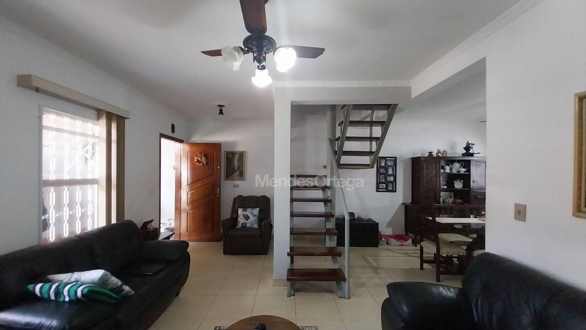 Casa à venda com 3 quartos, 99m² - Foto 6