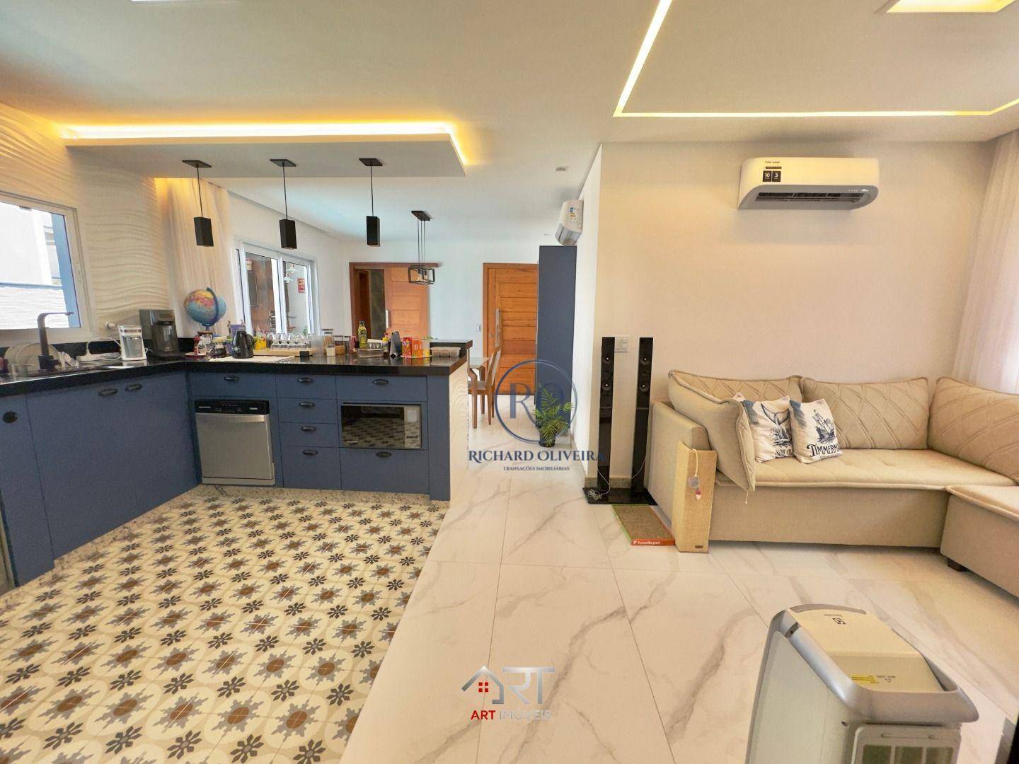 Casa de Condomínio, 4 quartos - Foto 1