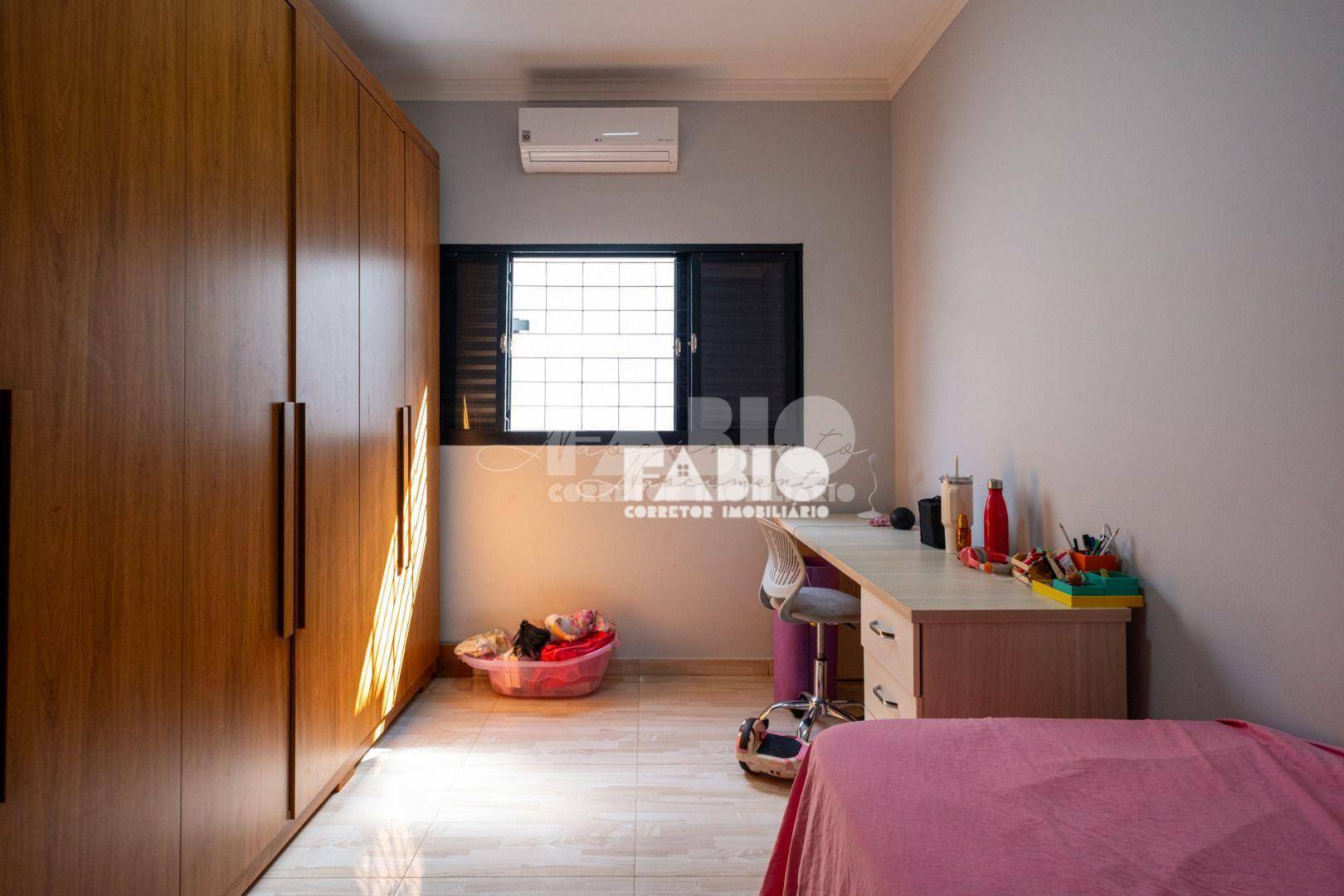 Casa à venda com 3 quartos, 175m² - Foto 18