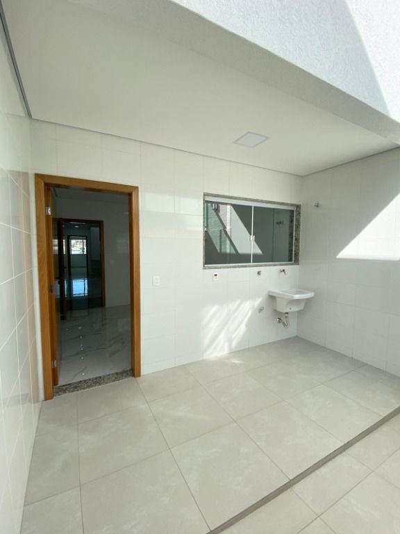 Sobrado à venda com 3 quartos, 240m² - Foto 39