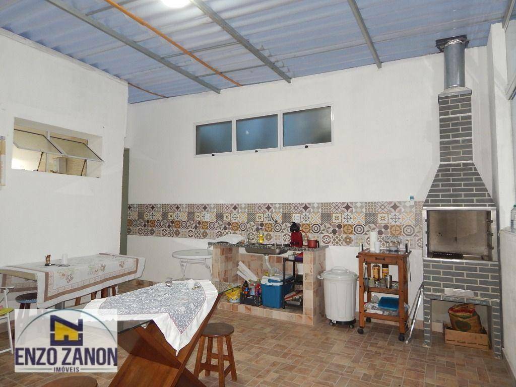 Casa à venda com 3 quartos, 259m² - Foto 22