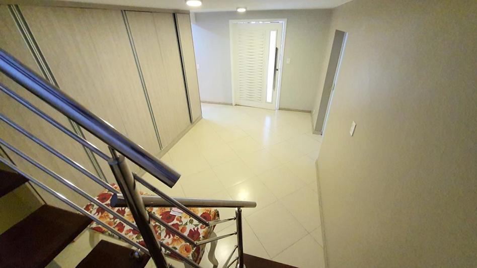 Casa à venda com 4 quartos, 233m² - Foto 36