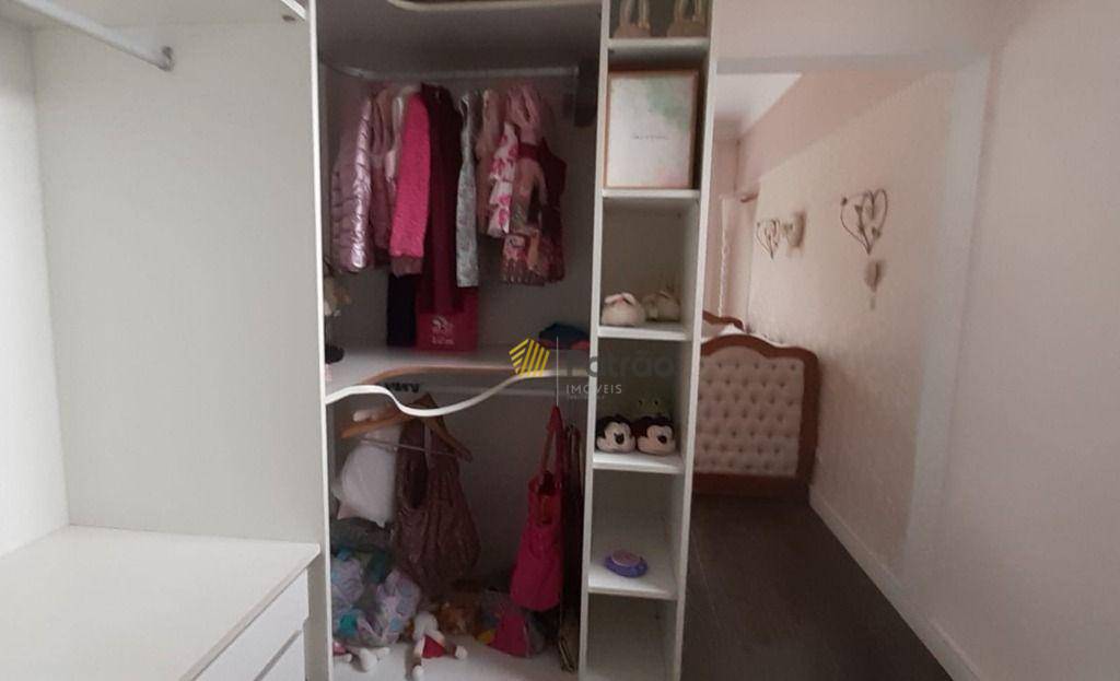 Casa de Condomínio à venda com 4 quartos, 500m² - Foto 29