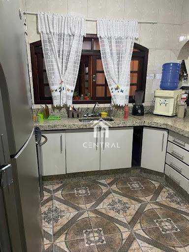 Sobrado à venda com 3 quartos, 180m² - Foto 8