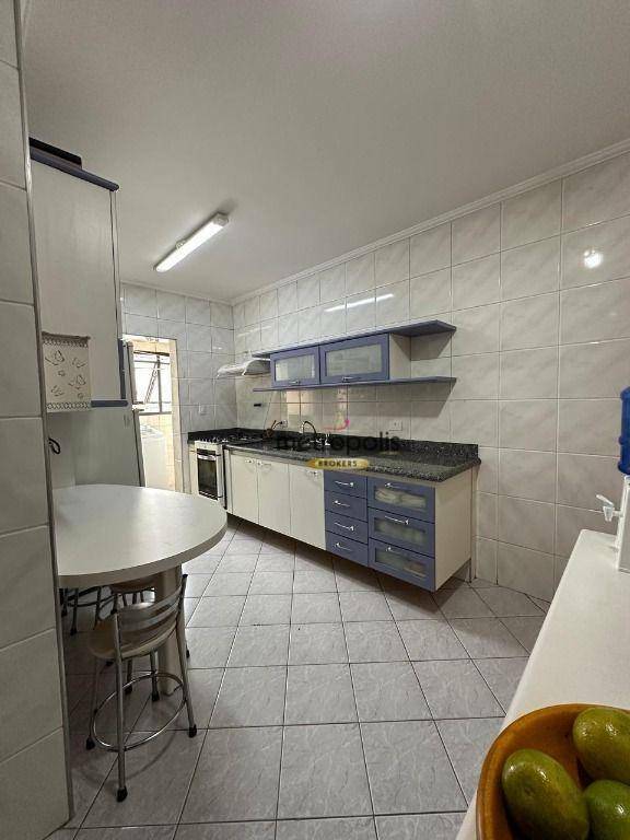 Apartamento à venda com 3 quartos, 104m² - Foto 8