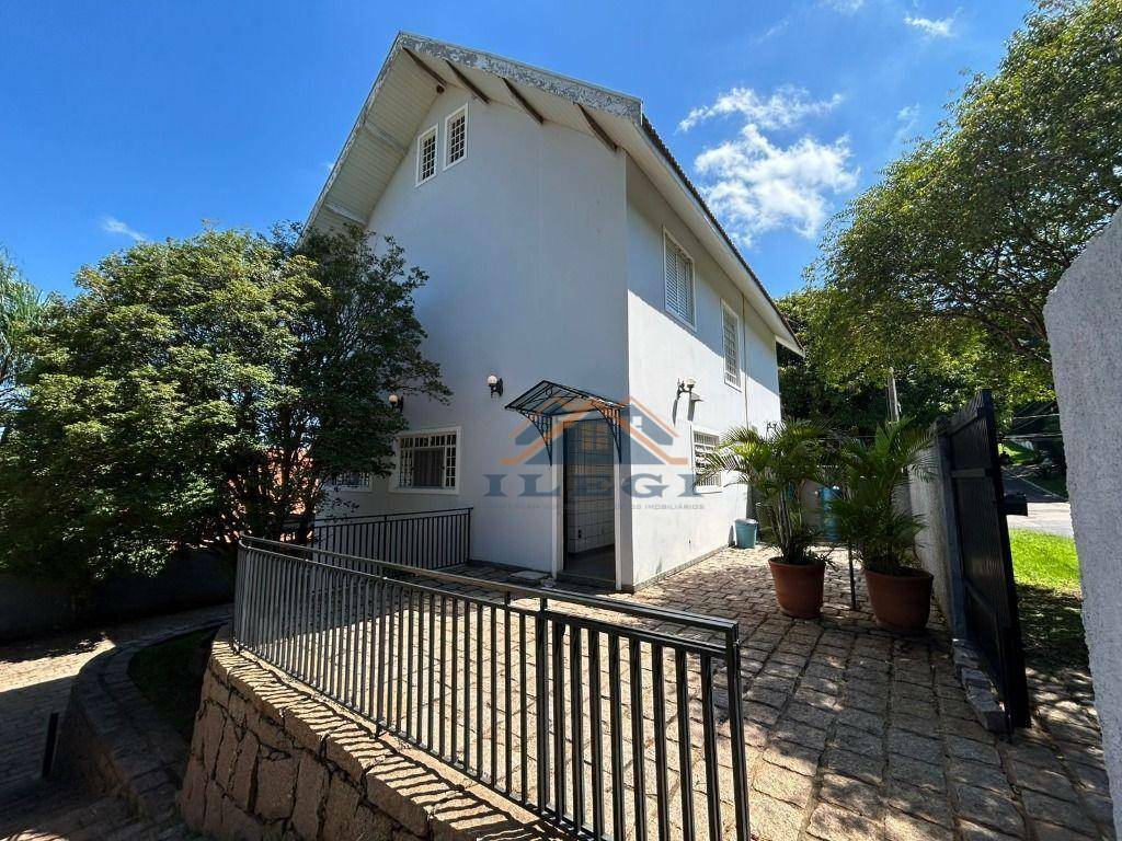 Casa de Condomínio à venda com 4 quartos, 376m² - Foto 2