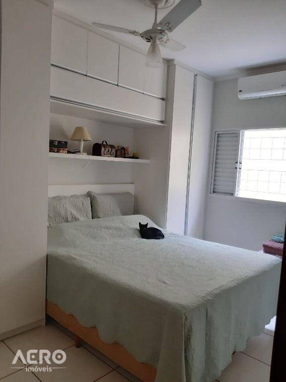 Casa à venda com 3 quartos, 118m² - Foto 3