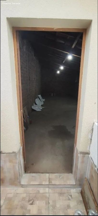 Casa à venda com 2 quartos, 115m² - Foto 14