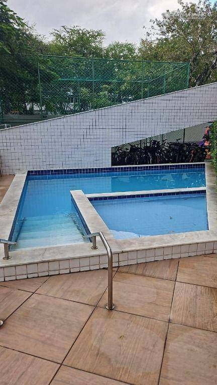 Apartamento à venda e aluguel com 2 quartos, 60m² - Foto 30