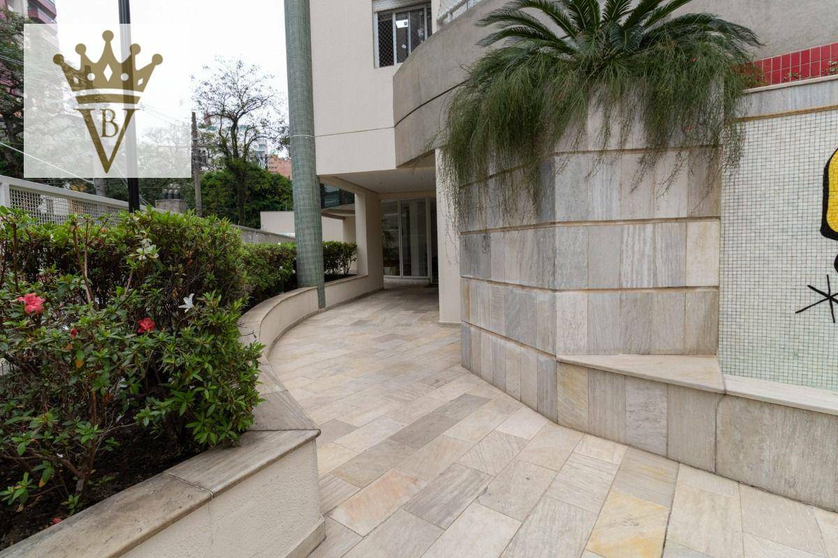 Apartamento para alugar com 3 quartos, 105m² - Foto 29